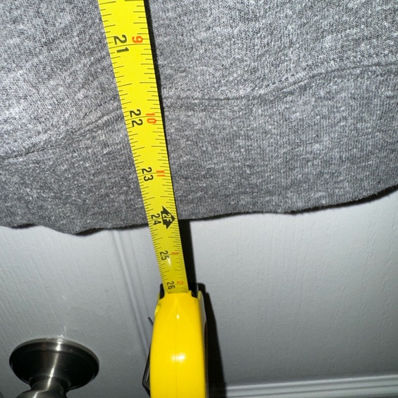 Rescue Puppies Make Me Happy Sweatshirt Size Small - Picture 6 of 6